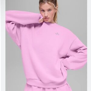 ALO Accolade Crewneck SOLD OUT Candy Heart Pink NWT